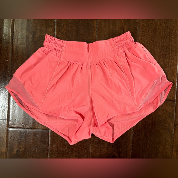 Lululemon Hotty Hot Low-Rise Lined Short 2.5” Pink, Orange, Yellow, Blue Size 2 - Picture 2 of 14